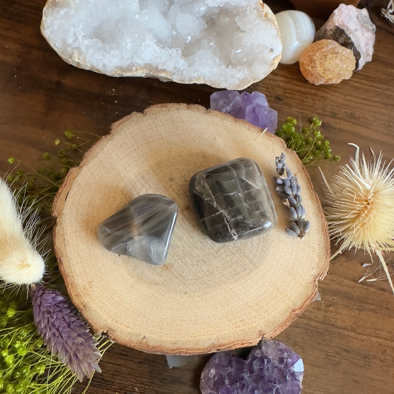 Pierre de Lune Noire du Pakistan • Pierre roulée