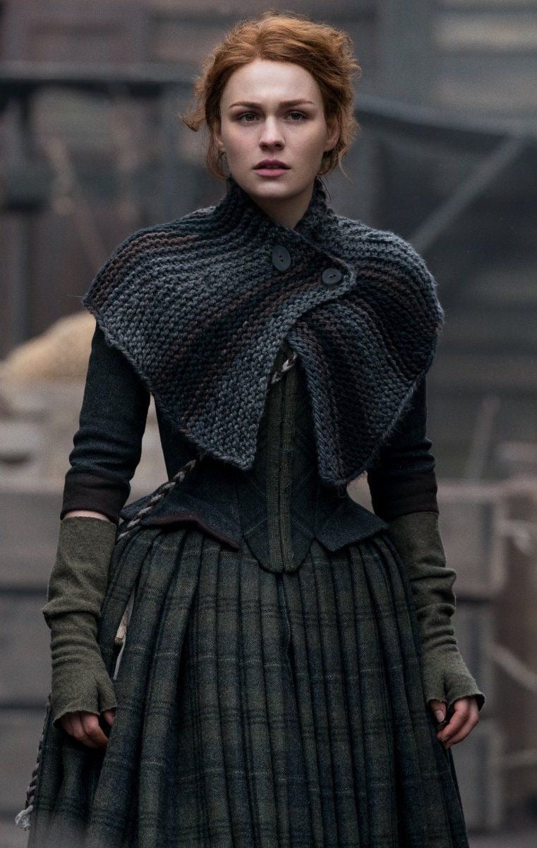 Capeline Brianna • Outlander